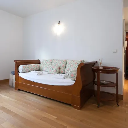 Nice Studio In The Center Of Paris Capucines Appartement Parijs